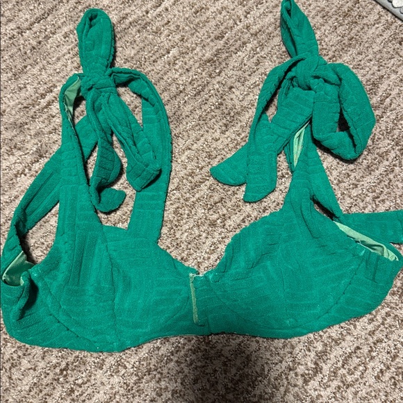 Beach Riot Emerald Bikini Set - Picture 2 of 2